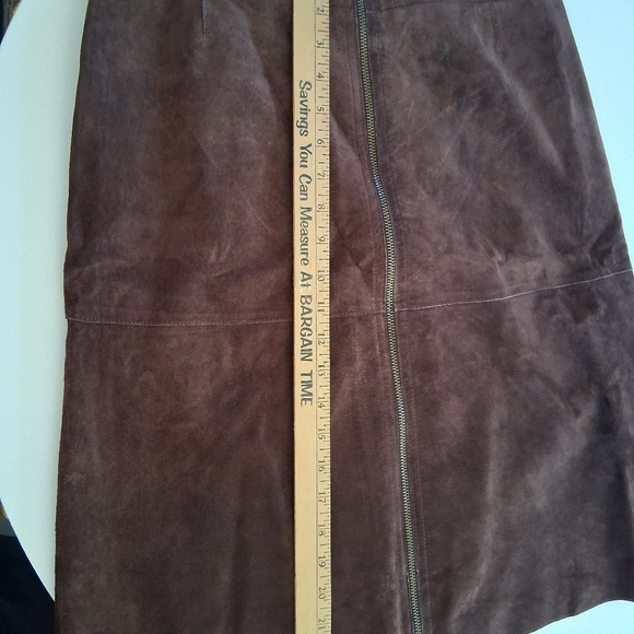 Isaac Mizrahi suede skirt - Picture 6 of 7
